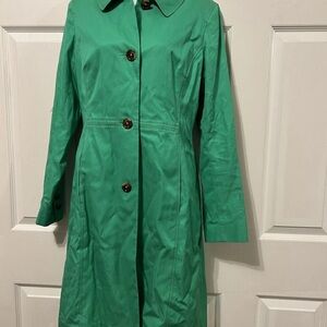 Beautiful LILLY PULITZER Bright Green W/ Pink Stitching Trench Coat Size 6